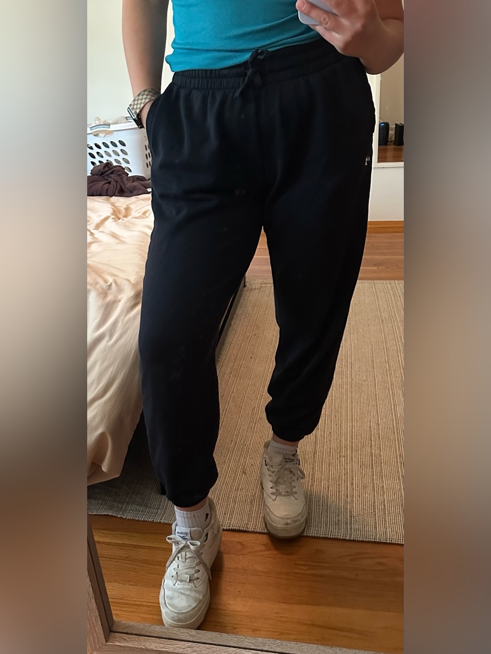Under Armour Black Fleece-Lined Joggers size medium